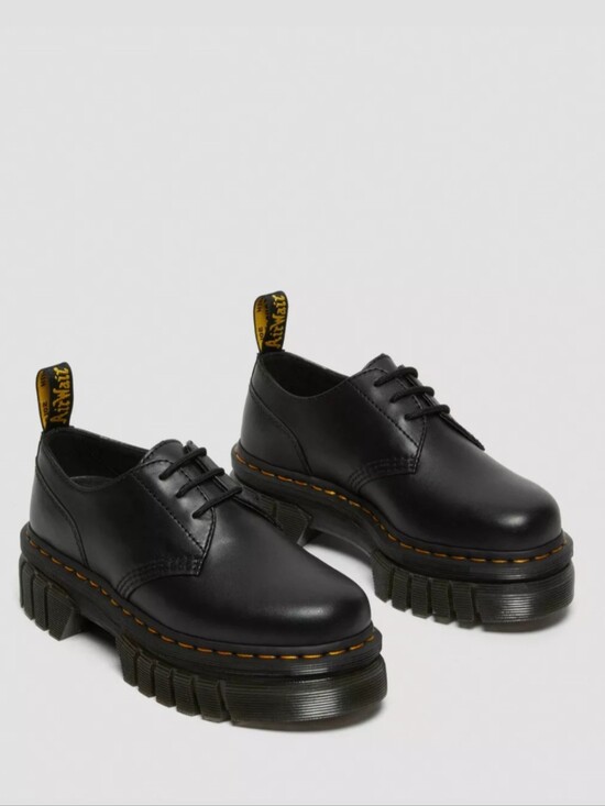 Dr. Martens Shoes - EUC Dr. Martens Audrick Nappa Leather Platform Oxfords - 7 US L / 38 EU / 5 UK